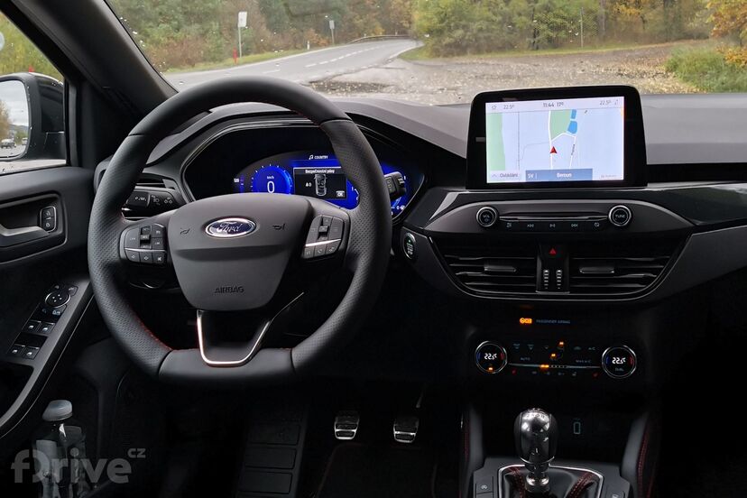 Ford Focus Kombi 1,0 EcoBoost Hybrid (mHEV)