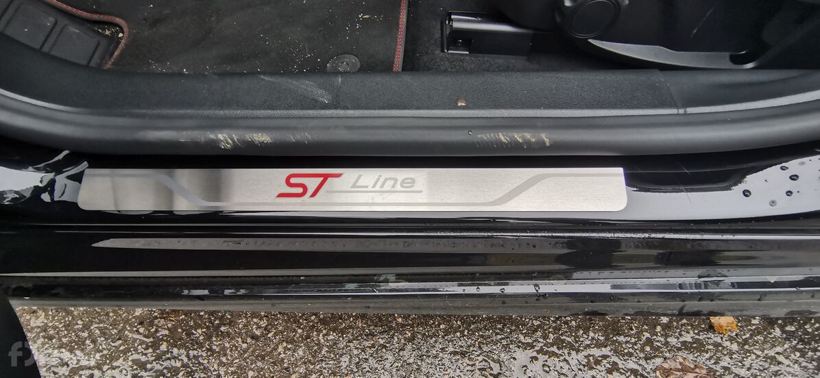 Ford Focus Kombi 1,0 EcoBoost Hybrid (mHEV)