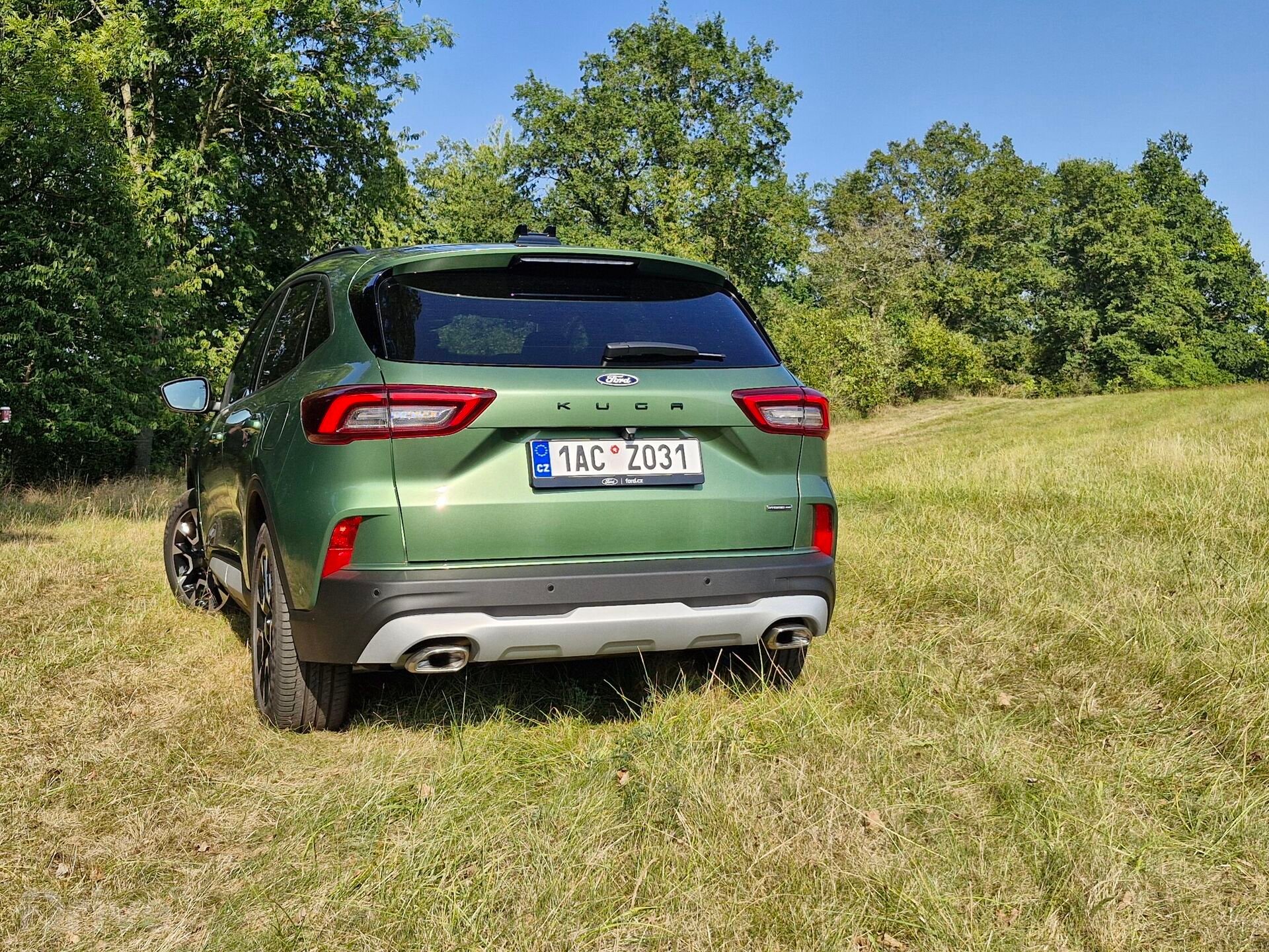 Ford Kuga 2.5 Duratec Hybrid AWD (2024)