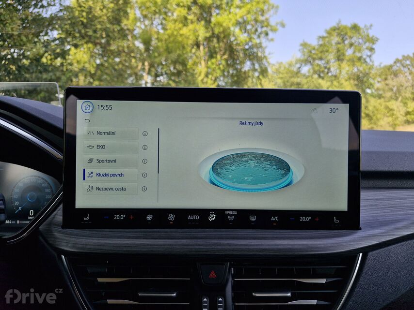 Ford Kuga 2.5 Duratec Hybrid AWD (2024)