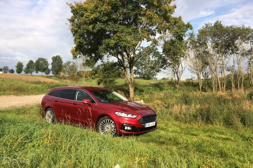 Ford Mondeo Hybrid Kombi (2019)