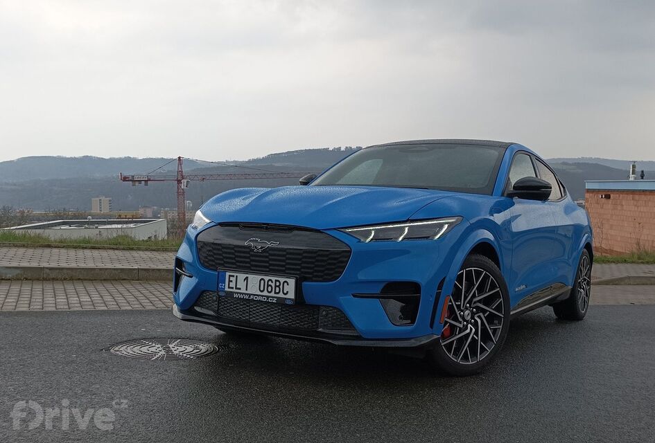 Ford Mustanch Mach-E AWD GT