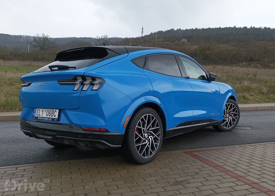 Ford Mustanch Mach-E AWD GT