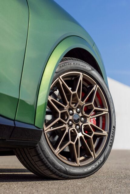 Ford Mustang Mach-E GT Bronze