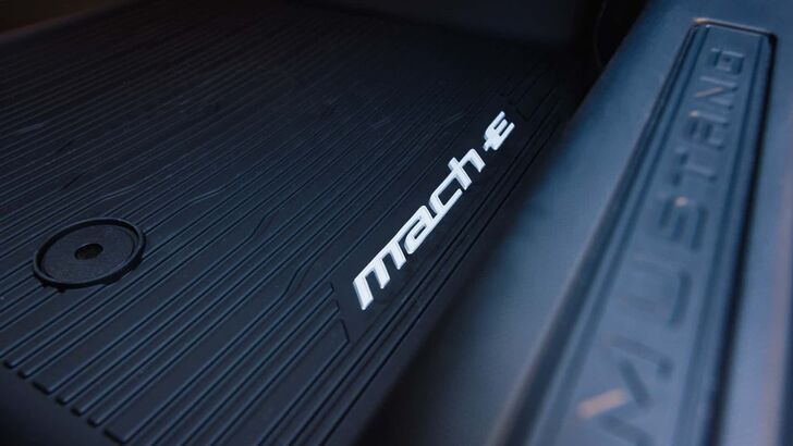 Ford Mustang Mach-E Trail (2027)