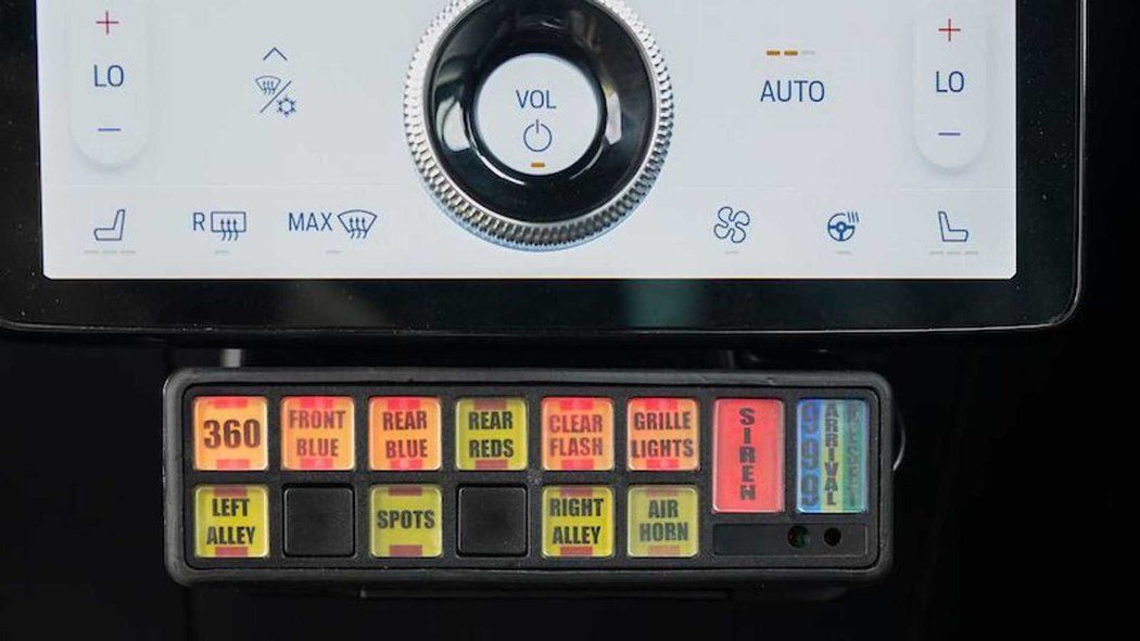 Ford Mustang Mach-E v policejní verzi úpravě