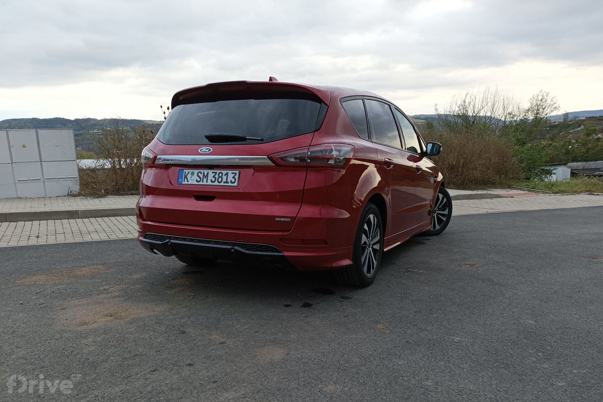 Ford S-Max Hybrid ST-Line
