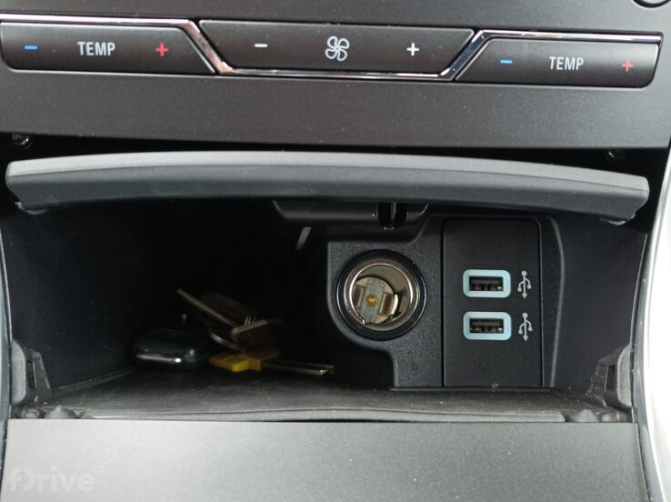 Ford S-Max Hybrid ST-Line