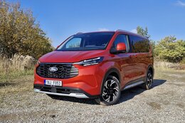 Ford Tourneo Custom (2025)