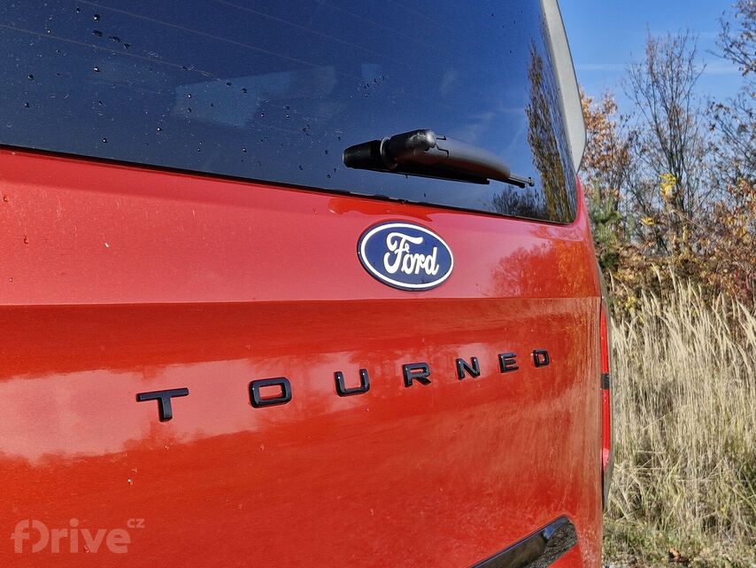 Ford Tourneo Custom PHEV