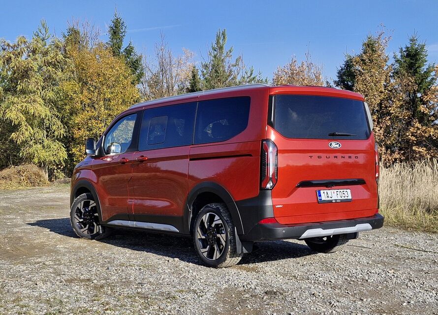 Ford Tourneo Custom PHEV
