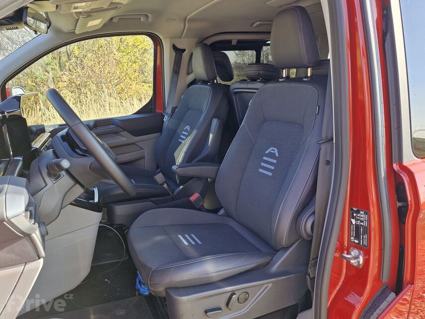 Ford Tourneo Custom PHEV