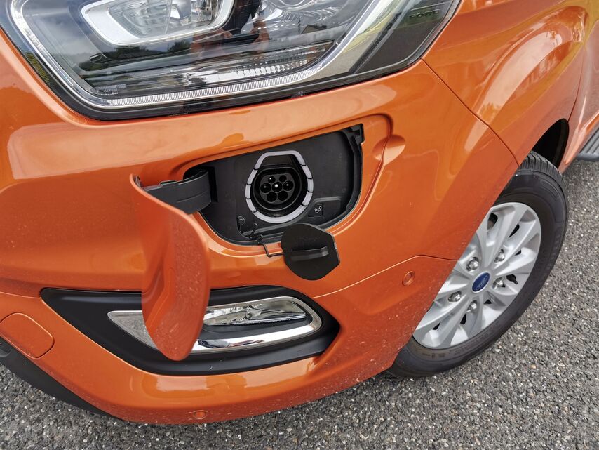 Ford Tourneo Custom PHEV