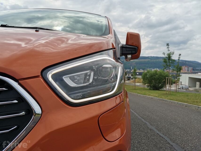 Ford Tourneo Custom PHEV