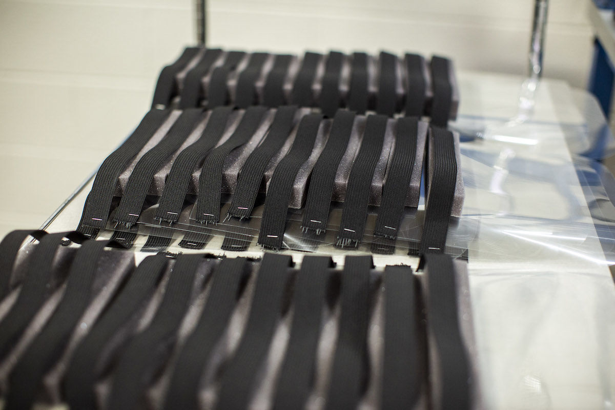 Ford začíná vyrábět nejen respirátory