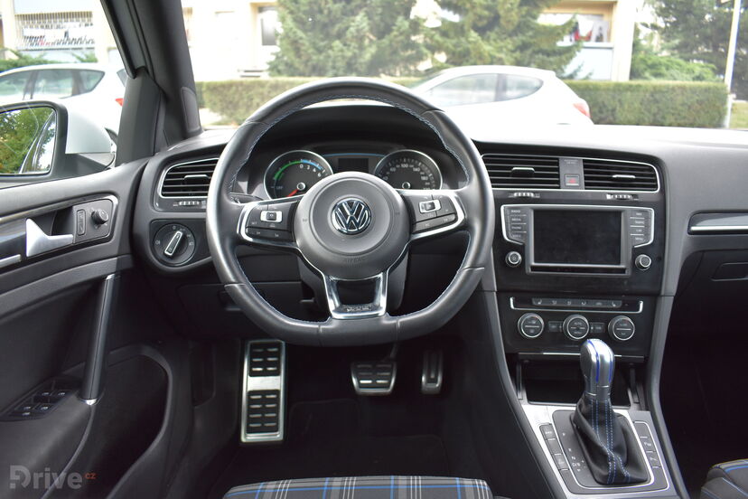 Golf GTE test spotřeby