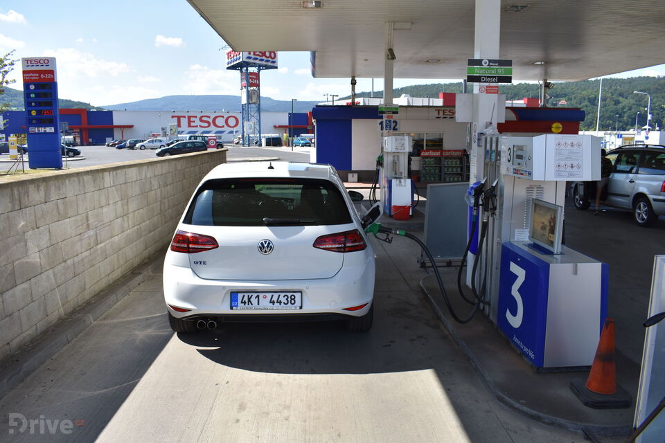 Golf GTE test spotřeby