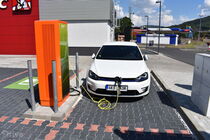 Golf GTE test spotřeby