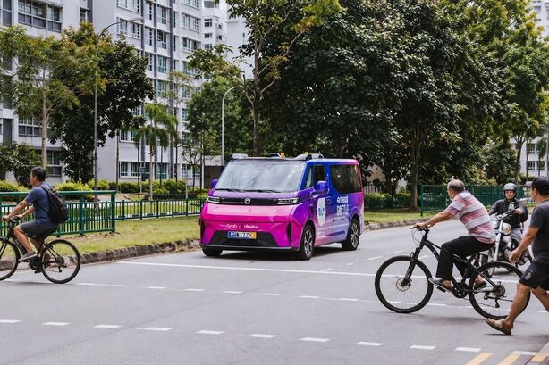 Grab WeRide GXR