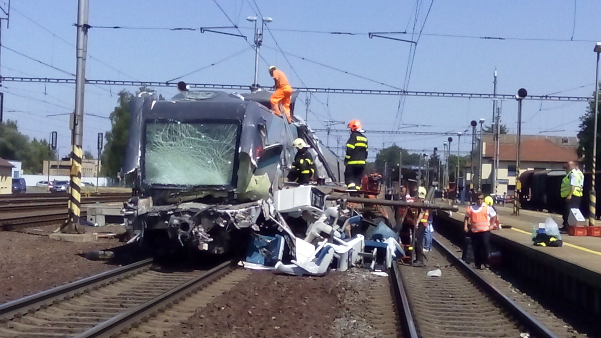 Havárie Pendolina s kamionem ve Studénce 2015