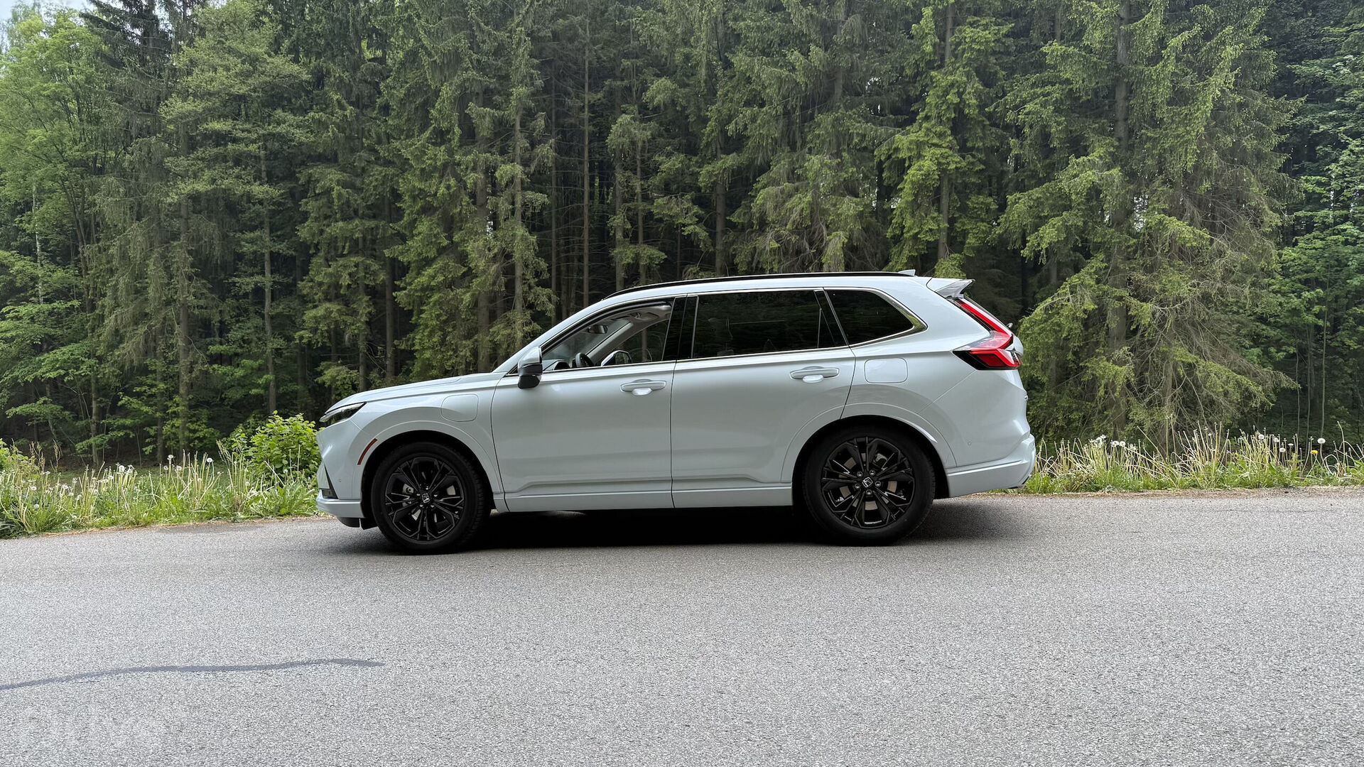 Honda CR-V (2023)