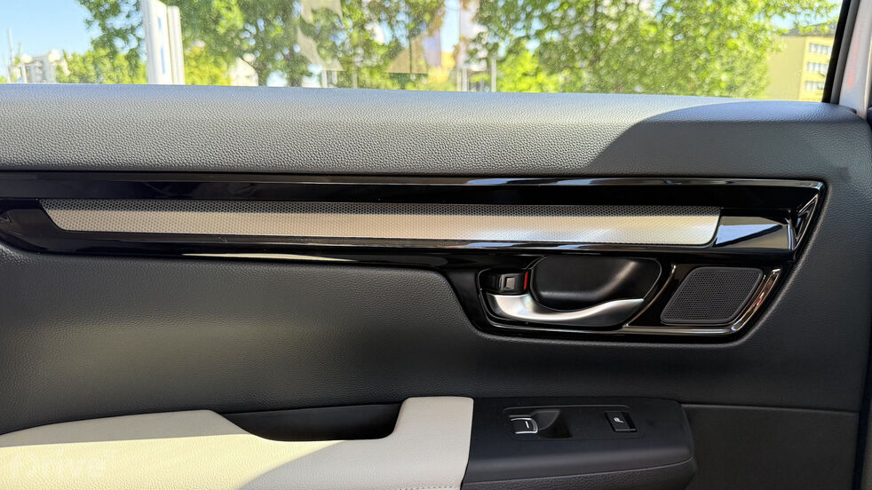 Honda CR-V (2023)