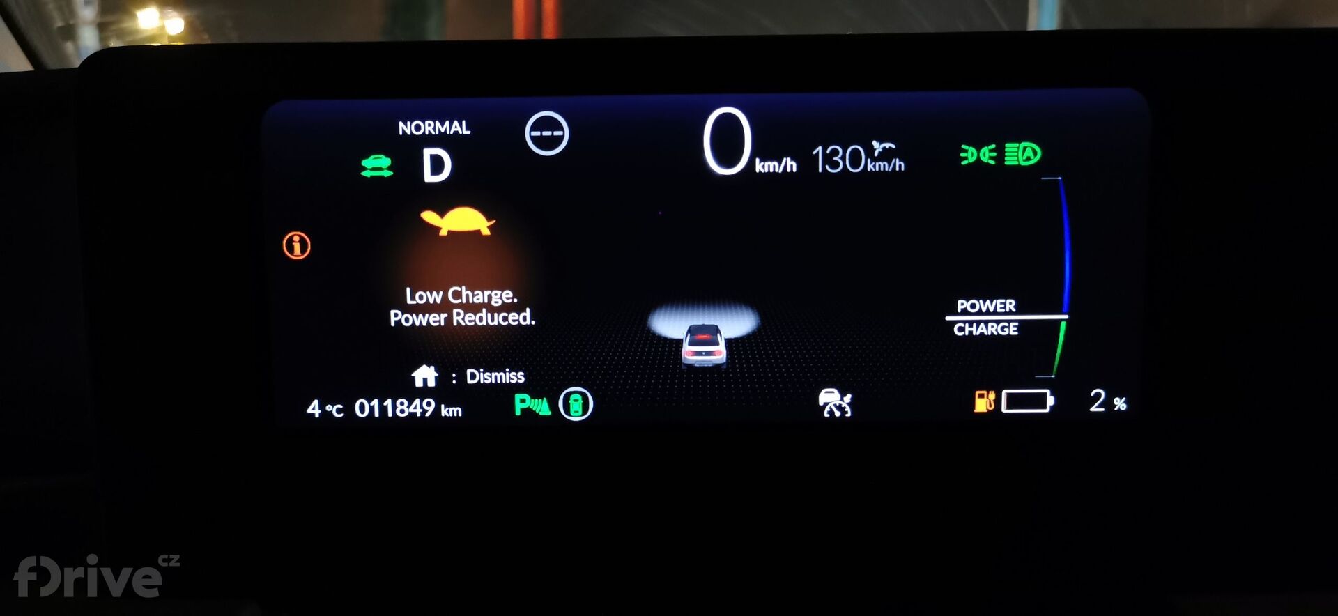 Honda e - test nabíjení v zimě