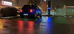 Honda e - test nabíjení v zimě