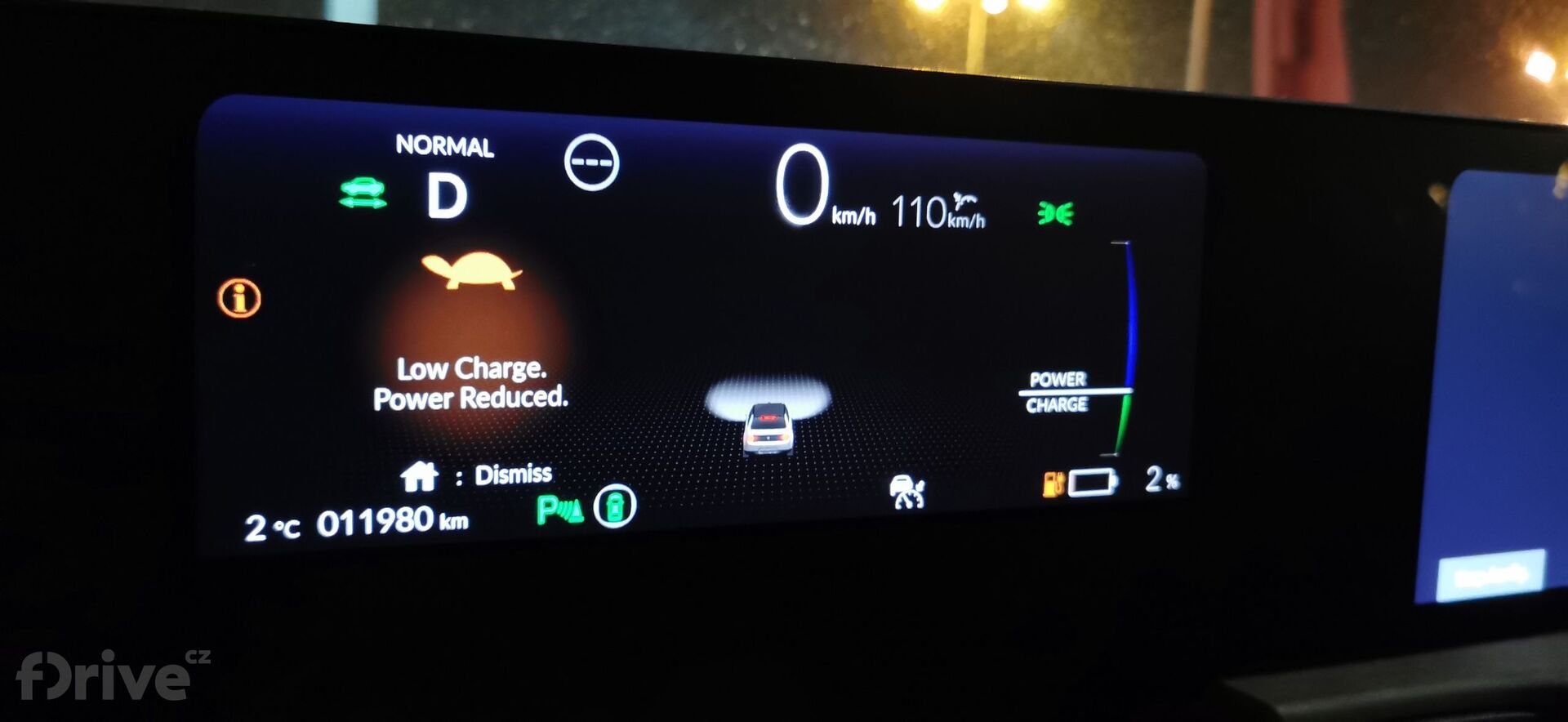 Honda e - test nabíjení v zimě