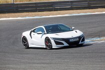 Honda NSX (2016)