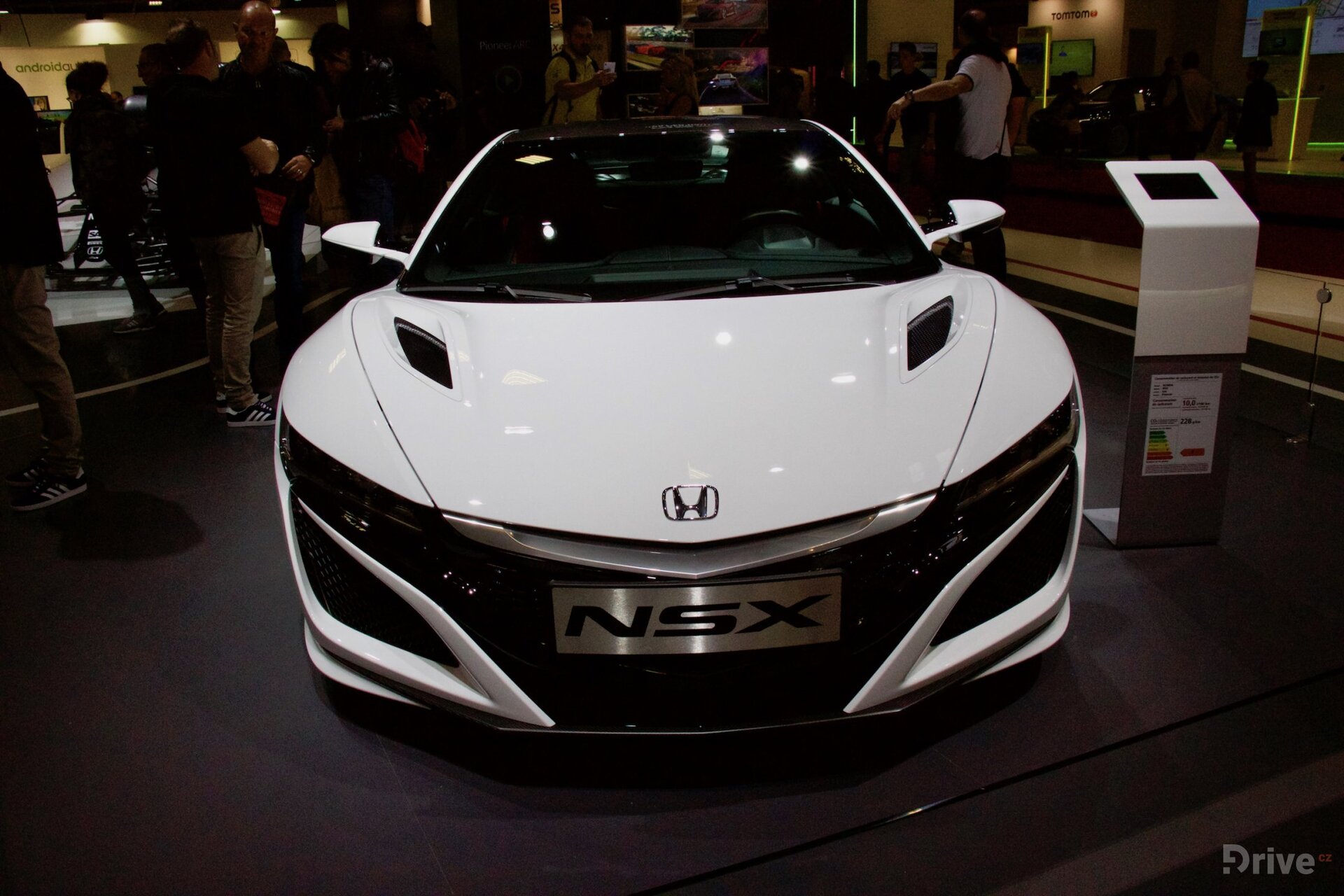 Honda NSX (2016)