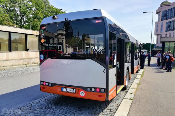 Hybridní autobus Solaris Urbino 12 Hybrid