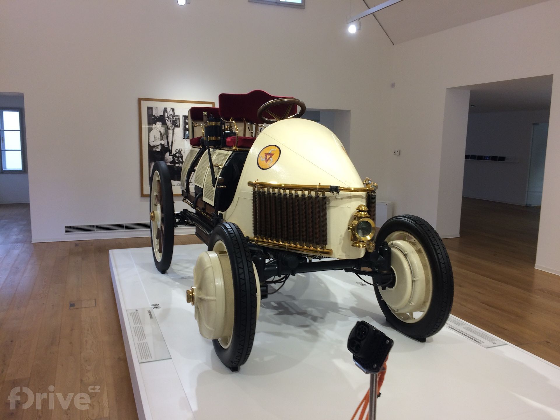 Hybridní vůz Ferdinanda Porscheho