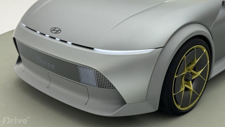 Hyundai Concept Three