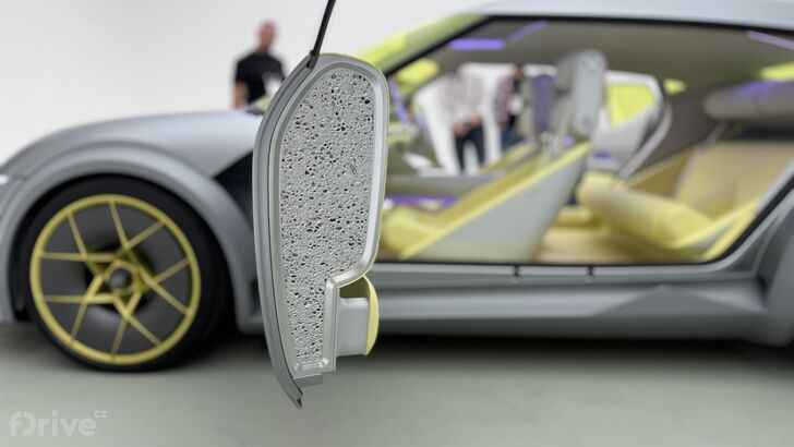 Hyundai Concept Three