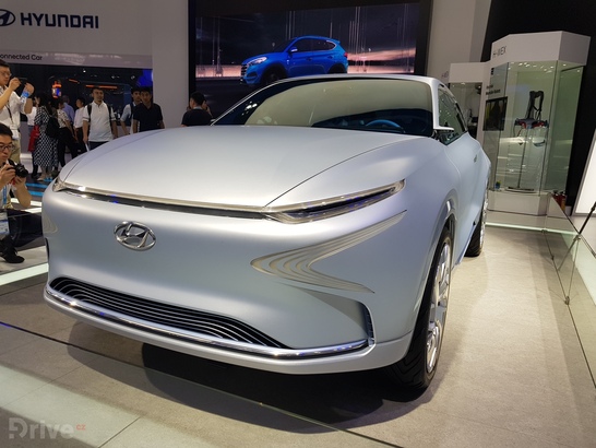 Hyundai FE Concept