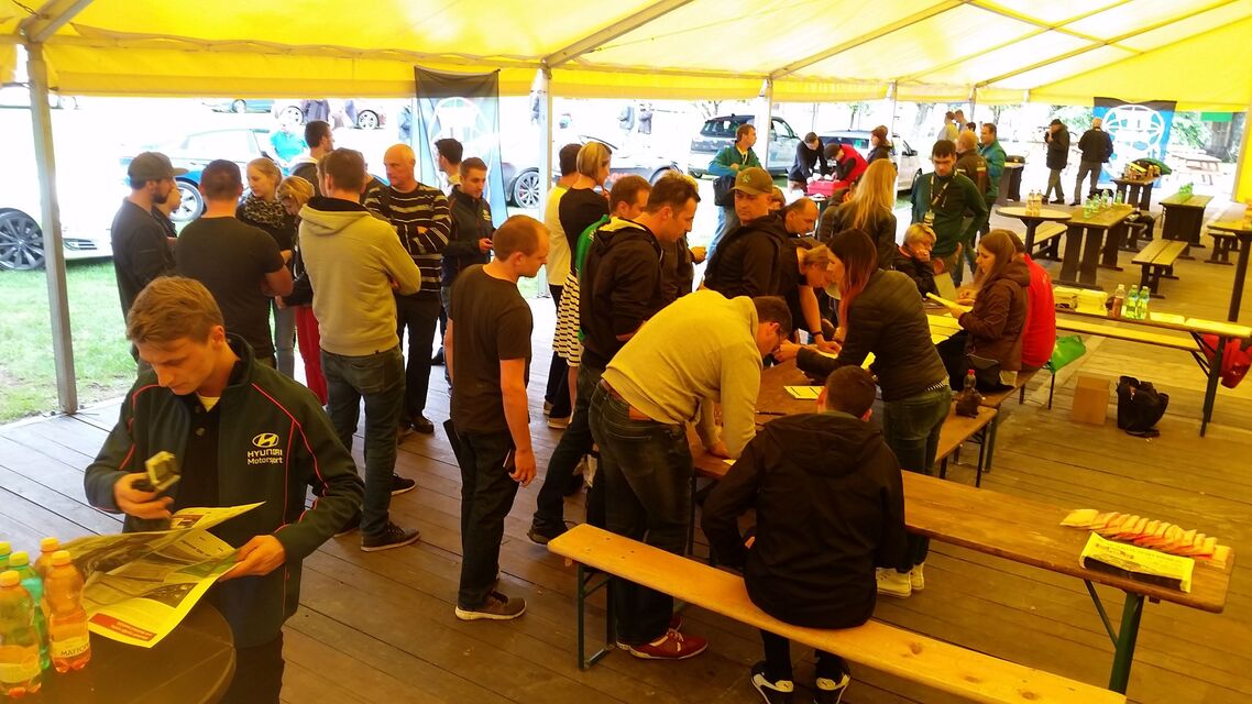 Hyundai Ioniq (2016)