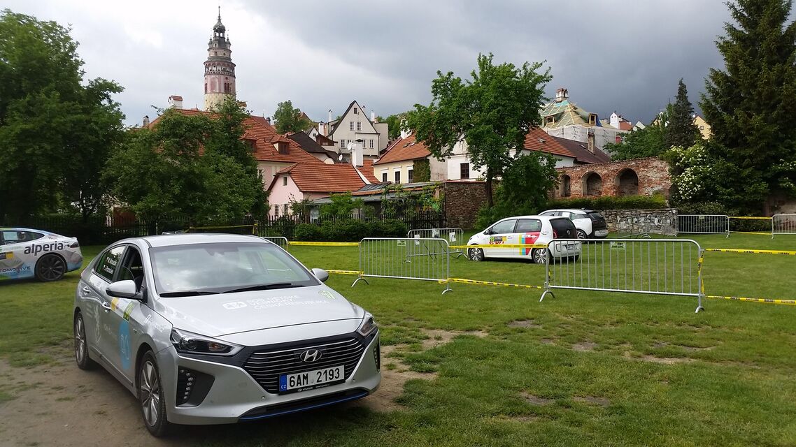 Hyundai Ioniq (2016)