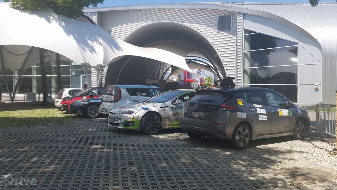 Hyundai Ioniq (2016)