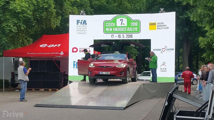 Hyundai Ioniq (2016)