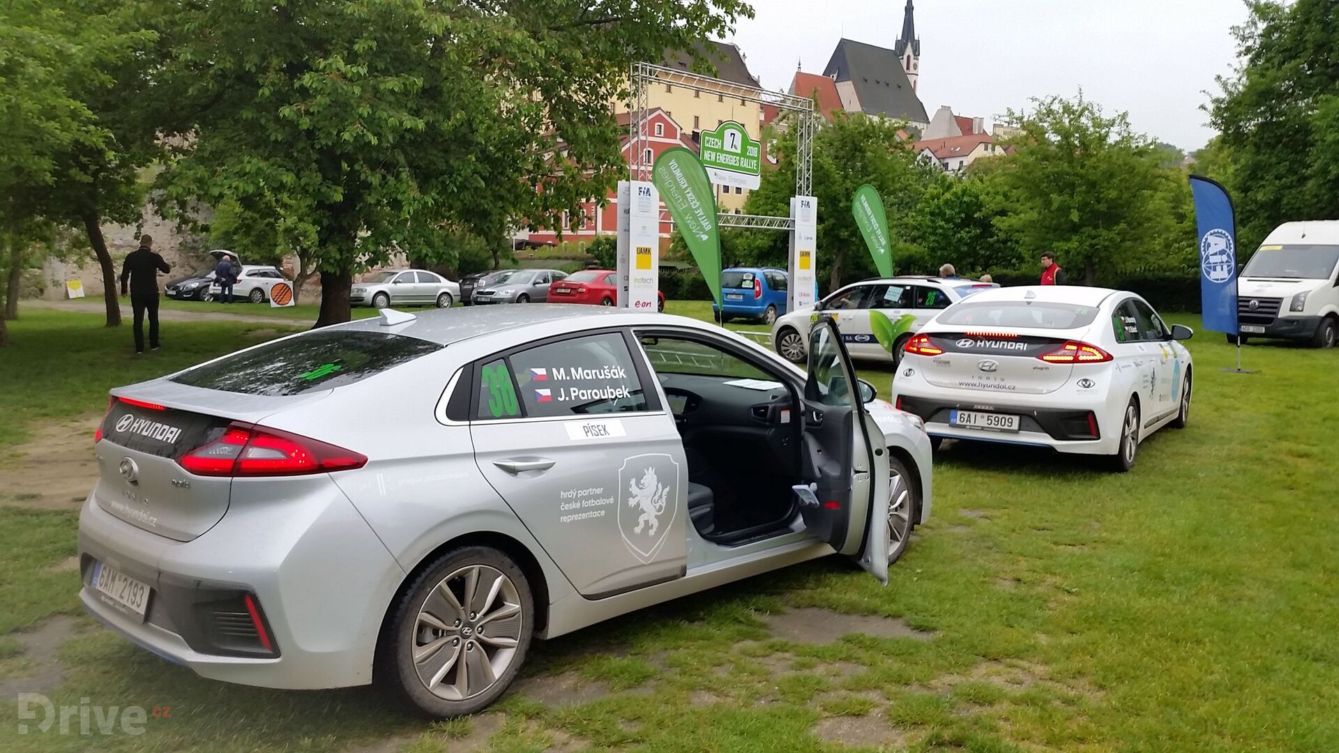 Hyundai Ioniq (2016)