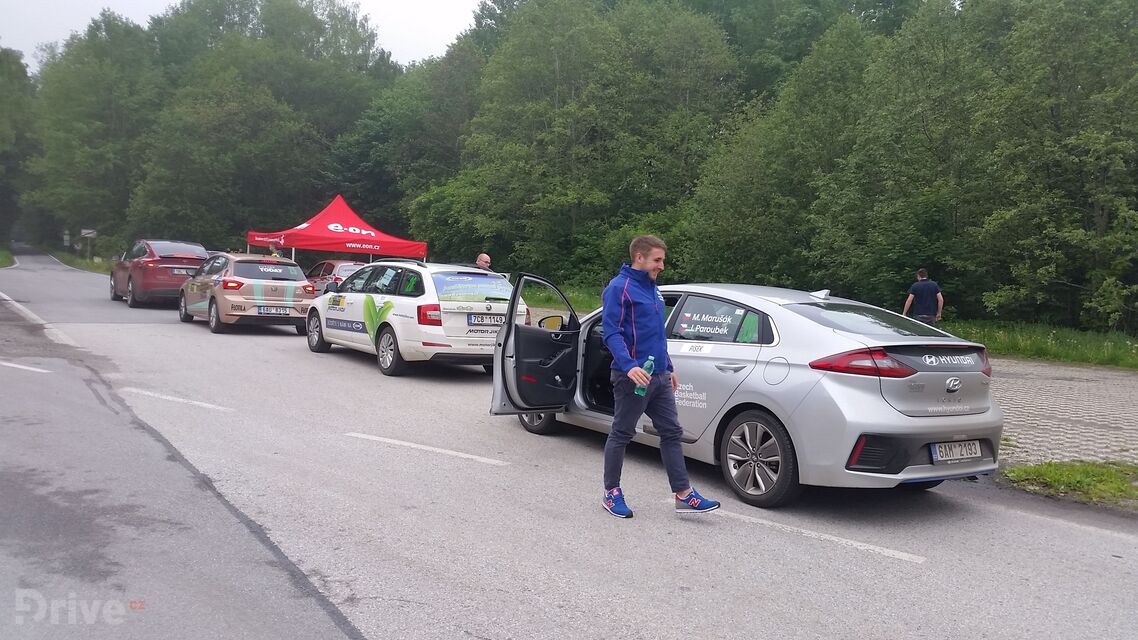 Hyundai Ioniq (2016)