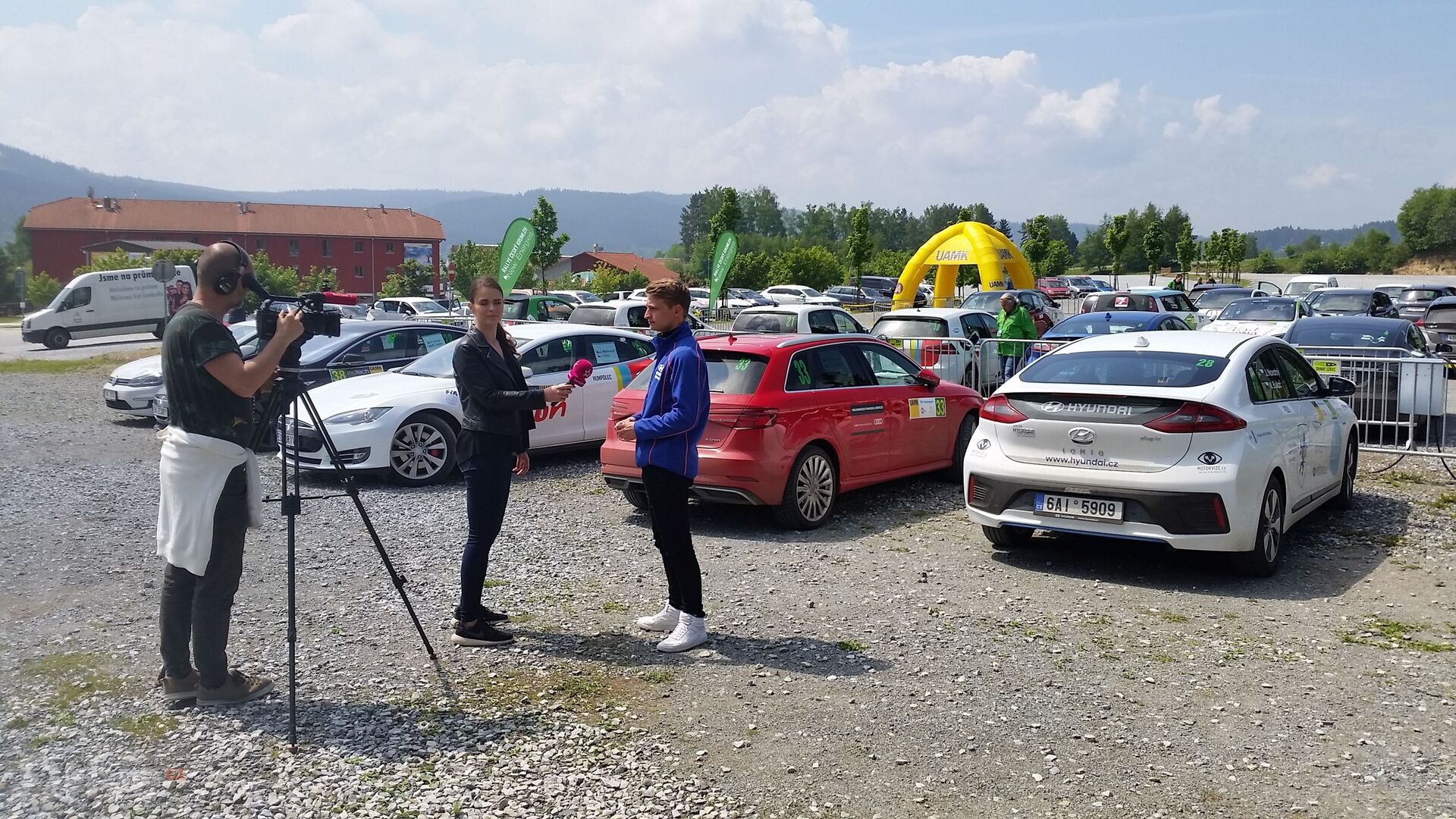 Hyundai Ioniq (2016)