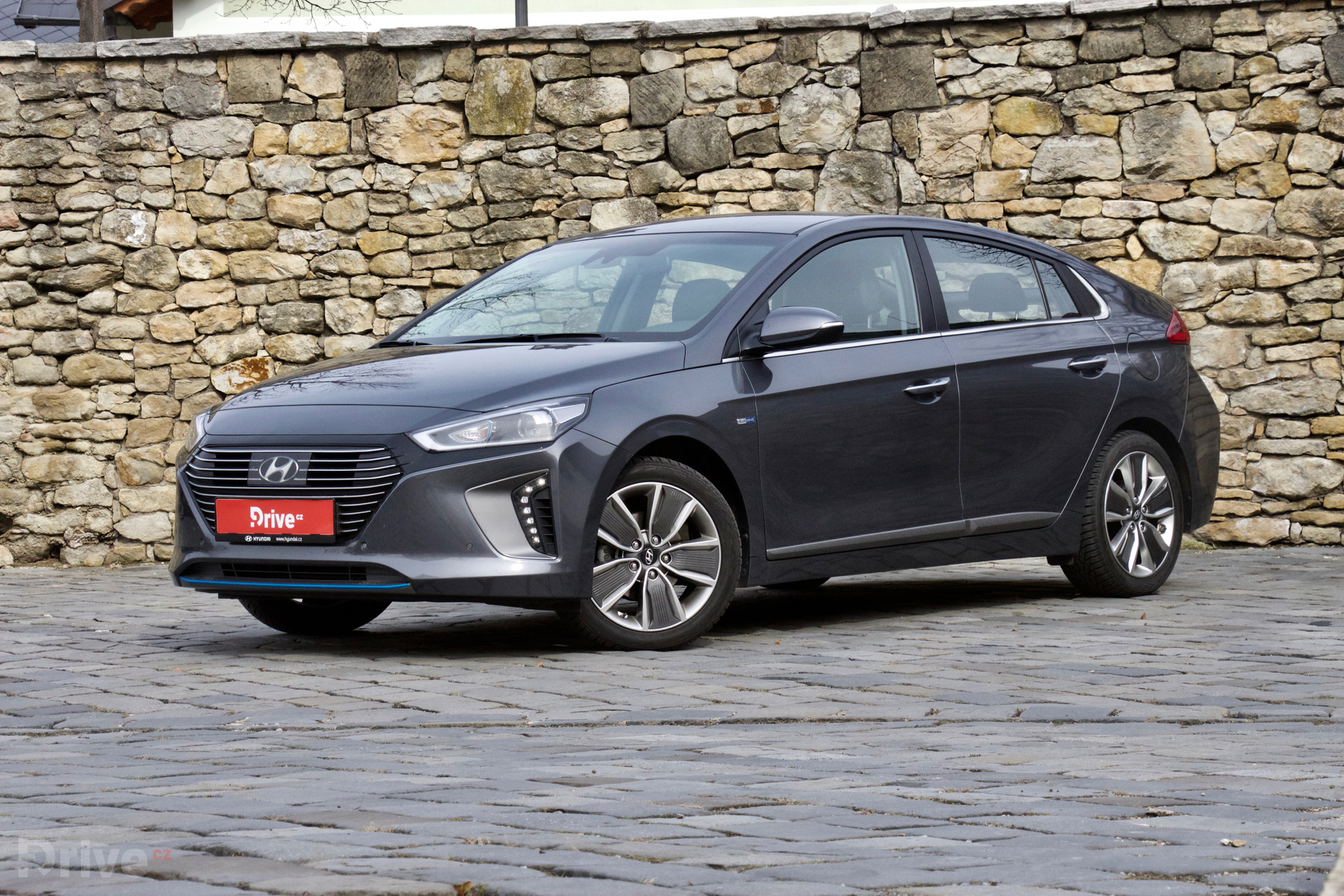 Hyundai Ioniq (2016)
