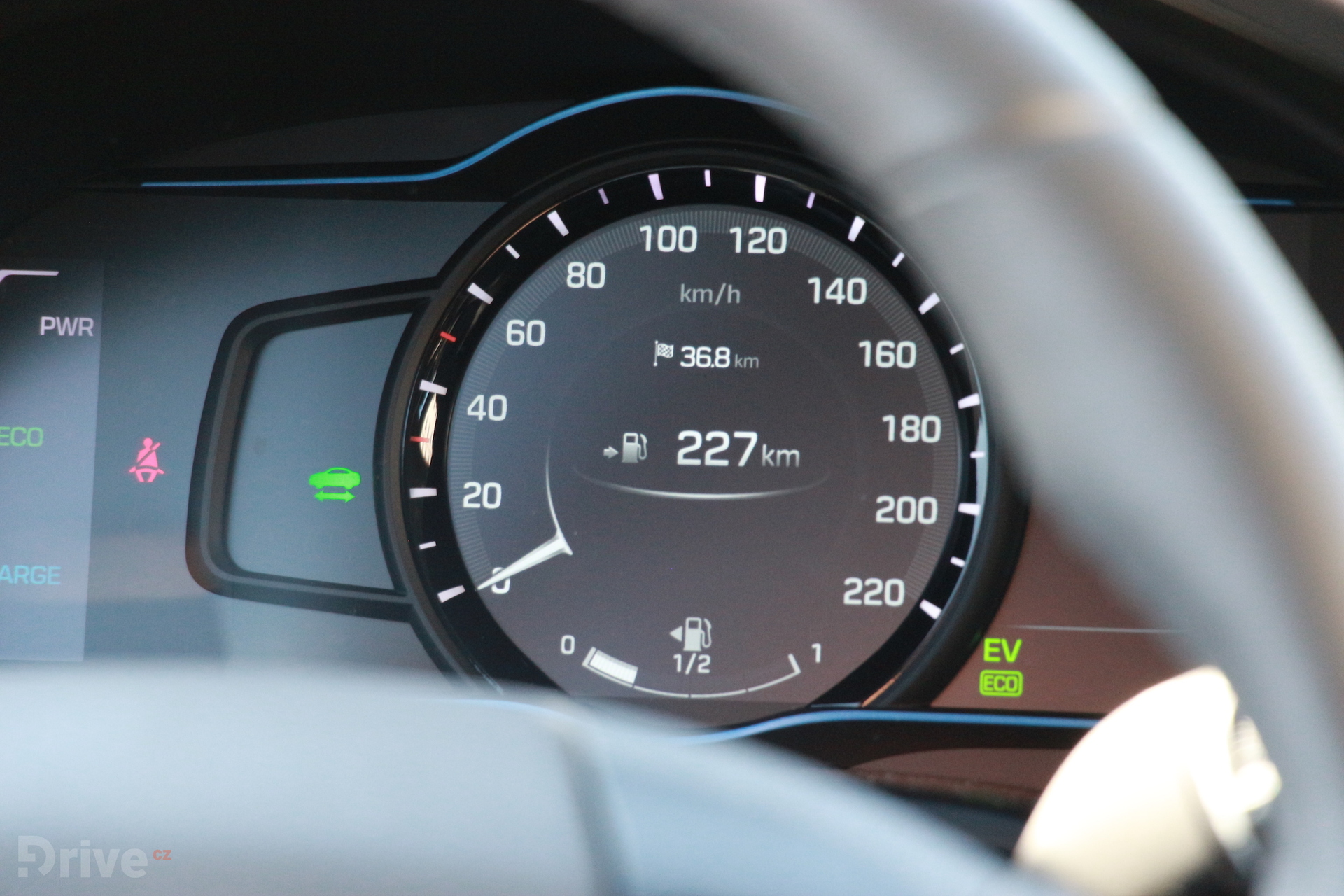 Hyundai Ioniq (2016)