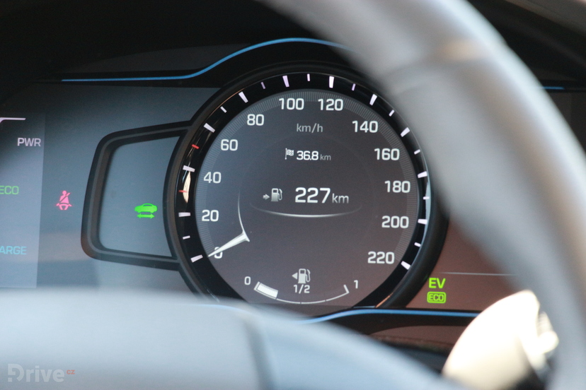 Hyundai Ioniq (2016)