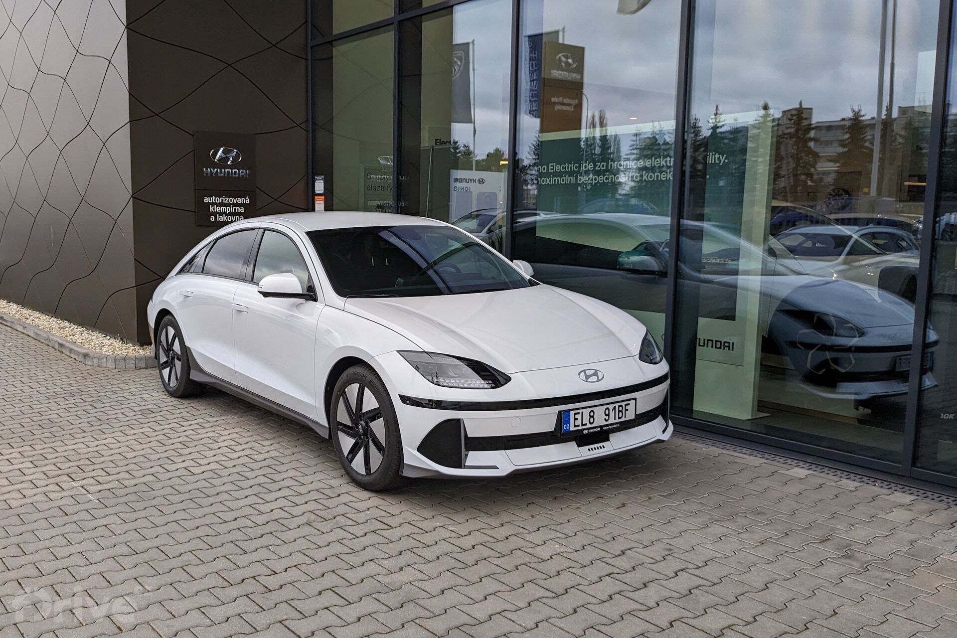 Hyundai Ioniq 6