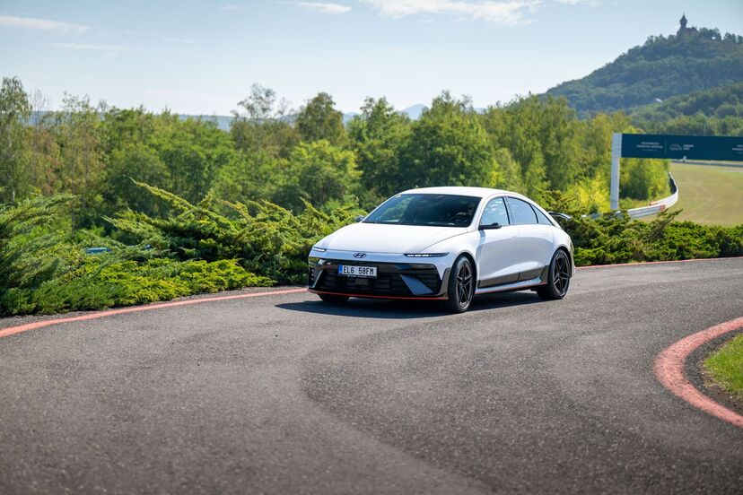 Hyundai Ioniq 6 N