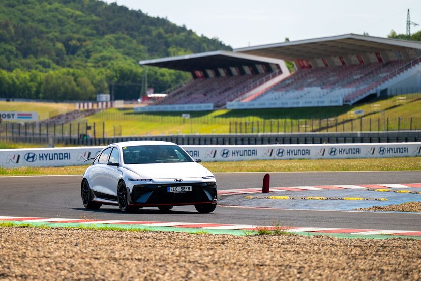 Hyundai Ioniq 6 N