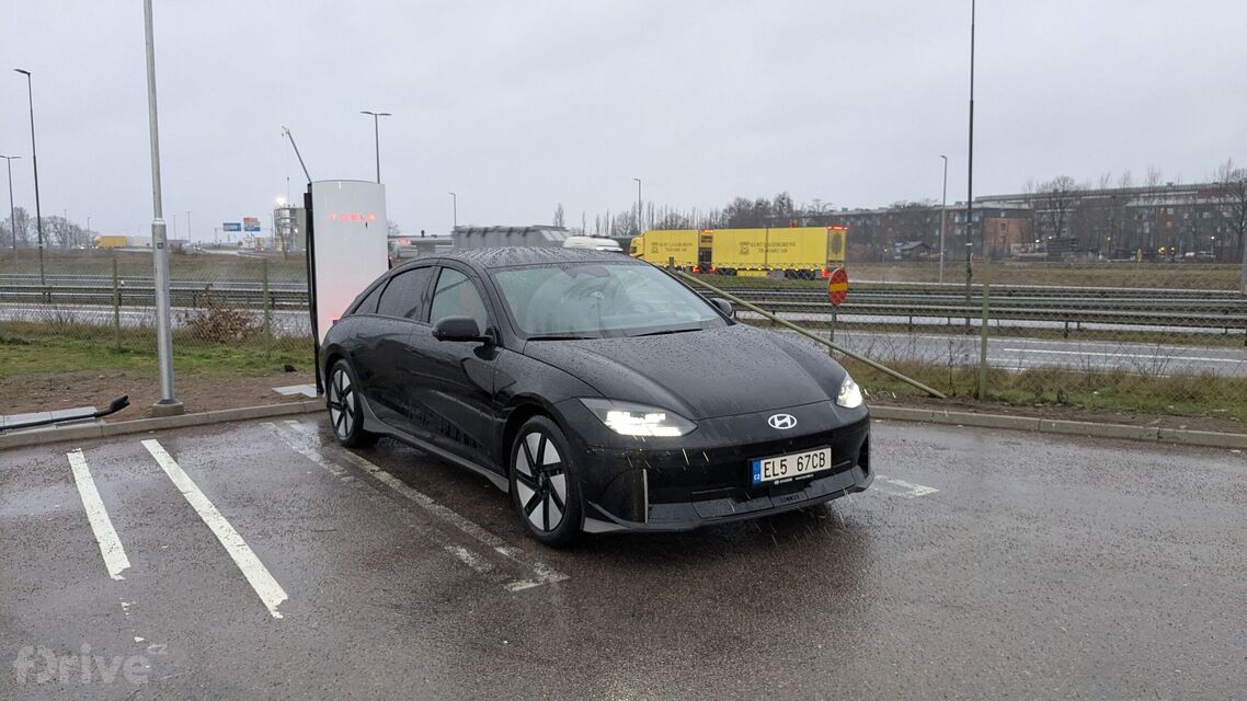 Hyundai Ioniq 6 na Superchargeru V4
